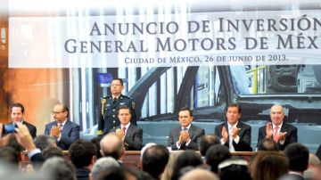 El  presidente Enrique Peña Nieto participa en el  anuncio de inversión de la General Motors.
