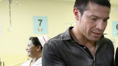 Sergio Martínez visitó un hospital infantil en la Ciudad de México.