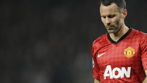 Ryan Giggs, mediocampista del Manchester United, ya piensa en el retiro