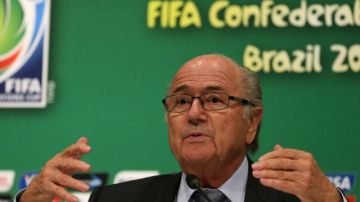 El presidente de la FIFA, Joseph Blatter, ofreció una conferencia de prensa en Río de Janeiro