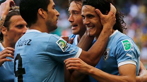 Italia y Uruguay empataron a dos goles.