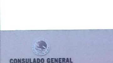 Así amaneció este 1 de julio el consulado mexicano de San José, a un año exacto de las elecciones presidenciales en México.