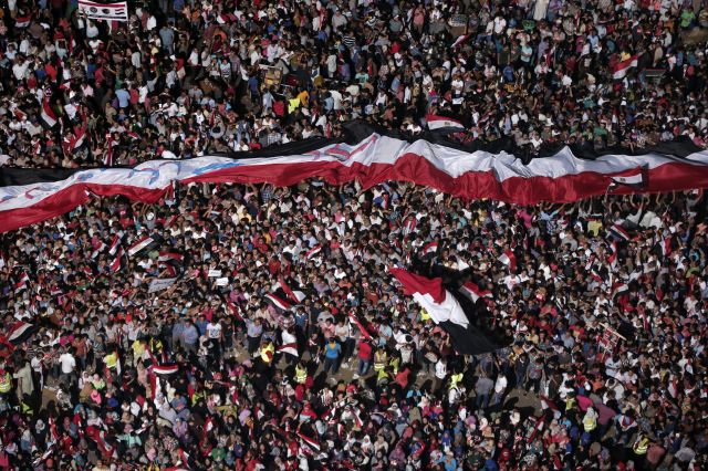 Vista de los manifestantes en la plaza Tahrir de El Cairo.