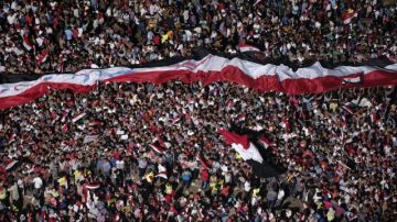 Vista de los manifestantes en la plaza Tahrir de El Cairo.