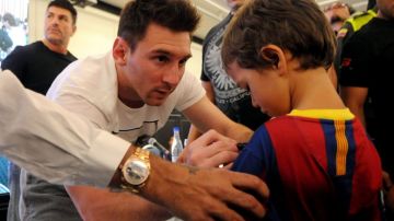 En Puerto Rico, el diario Primera Hora denunció el caso de un menor que viajaba exclusivamente a Los Angeles para conocer a Messi y quedó con las maletas hechas en el aeropuerto.