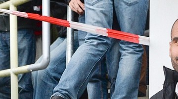 No duda en el acoplamiento de ambos atacantes.