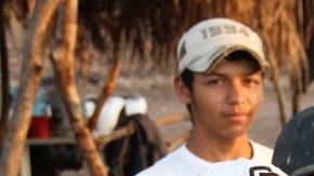 La mayoría de michoacanos que luchan en esta zona contra los narcos han estado trabajando en EEUU.