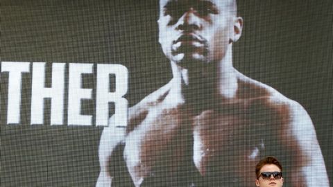 La sombra de Mayweather no parece asustar al equipo de Álvarez.