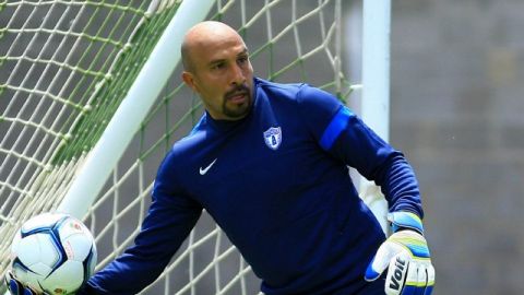 Óscar 'Conejo' Pérez, nuevo portero de los Tuzos del Pachuca