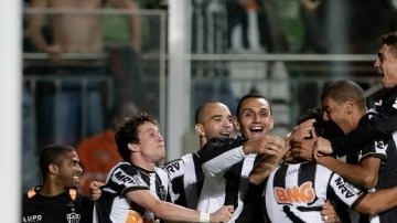 El Atlético Mineiro de Brasil se impuso en tanda de penales a Newell's Old Boys de Argentina y avanzó a la final de la Copa Libertadores
