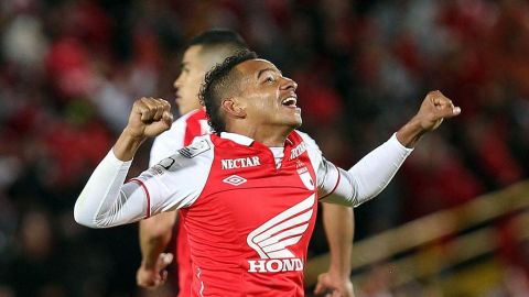 Medina jugará con Barcelona de Ecuador tres años