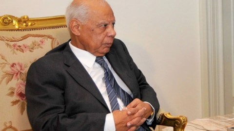 Hazem al Beblaui es un economista que sirvió como ministro de finanzas, luego de la salida de Hosni Mubarak en 2011