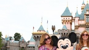 De izq. a der.: Jessica Maldonado,  Lili 'La Flaca' Estefan,  Raúl 'El Gordo' de Molina y Lupillo Rivera.