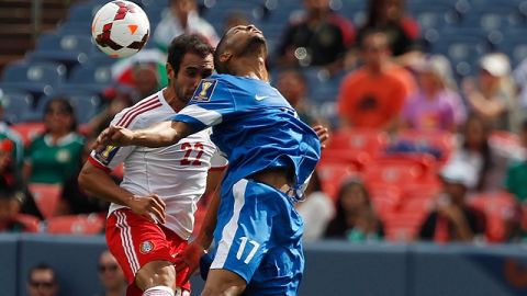 México pasa segundo de su grupo a cuartos de final de la Copa Oro.
