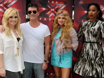 Demi Lovato, Simon Cowell, Paulina Rubio y Kelly Rowland el pasado jueves en LA.