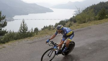 Contador espera dar un susto a Froome en los Alpes.