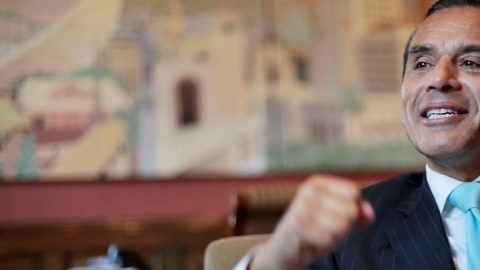 Antonio Villaraigosa.
