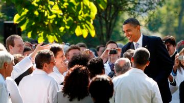 El presidente Barack Obama con médicos en la Casa Blanca cuando introdujo la reforma de salud en el 2009. Hoy el mandatario continuará defendiendo el llamado “Obamacare”.