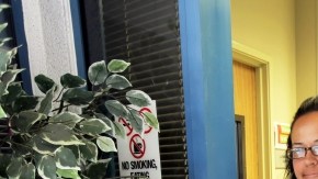 Nereida Vázquez trata su depresión y ansiedad en el centro Wellness del condado de Los Ángeles.