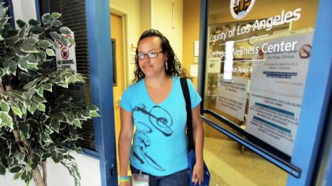 Nereida Vázquez trata su depresión y ansiedad en el centro Wellness del condado de Los Ángeles.