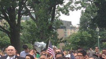 “Dreamers” en una ceremonia simbólica en las cercanías del Capitolio, en Washington.