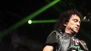 Álex Lora celebra este año sus casi cinco décadas de vida musical.