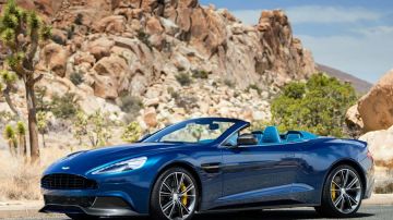 El modelo descapotable de Aston Martin, perfecto para el verano.