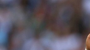 Javier "Chicharito" Hernández podría ser pretendido por el Valencia