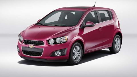 Nuevos colores "Magenta Metallic" y "Cool Blue" se unen a la paleta de colores del Sonic