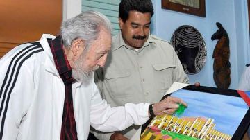 El presidente venezolano dijo que el cuadro fue pintado por Hugo Chávez durante su tratamiento por cáncer en La Habana.