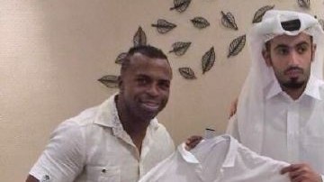 Christian Benítez, durante su presentación con el club Jaish SC de Qatar.