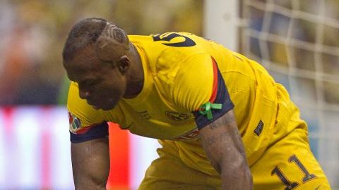Christian Benitez reacciona tras perder la oportunidad de meter un gol durante un partido contra el Cruz Azul el 26 de mayo del 2013. "Chucho" falleció hoy a la edad de 27 años.
