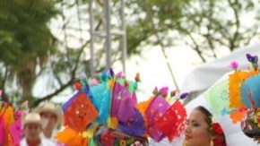 120,000 turistas visitaron La Guelaguetza en 2013.