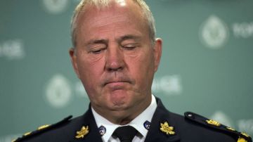 El jefe de la policía de Toronto, Bill Blair, indicó que tras observar el video del incidente comprende la preocupación de la opinión pública.
