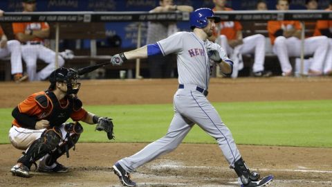 Ike Davis, de nuevo fue héroe para los neoyorquinos.