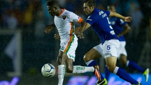 Cruz Azul y Chiapas se enfrentaron en el estadio Azul, en medio de un fuerte granizo