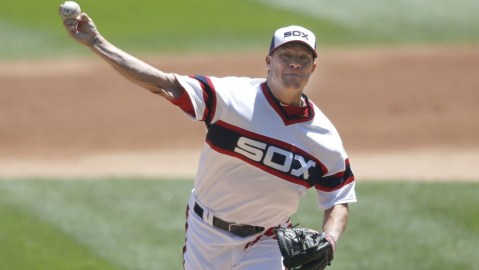 Peavy llega como refuerzo a una rotación azotada por las lesiones.