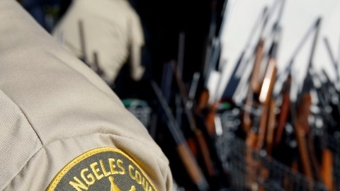 Agentes del LAPD y Sheriff están en problemas.
