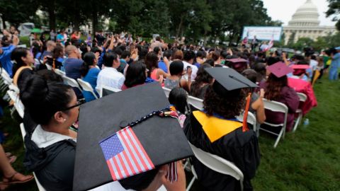 Los  'dreamers' son jóvenes indocumentados que fueron traídos a EEUU cuando eran niños y han crecido en este país como cualquier otro estadounidense, pero sin contar con un estatus legal.