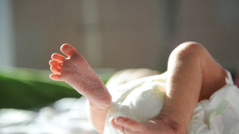 La madre y su bebé fueron transportados al Hospital Universitario George Washington.