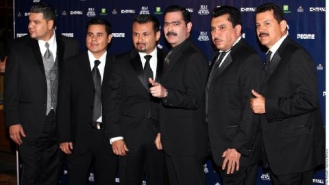 Los Tucanes de Tijuana  fue multado por la municipalidad de Chihuahua por cantar corridos.