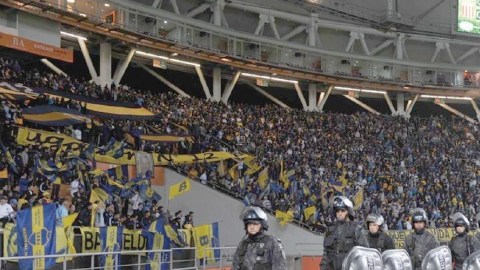 Las barras bravas son un azote en Argentina, lo que obligó a la intervención directa del gobierno.