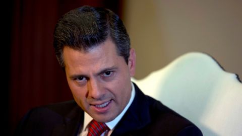 Enrique Peña Nieto se recupera de una operación que no lo ha inhabilitado.
