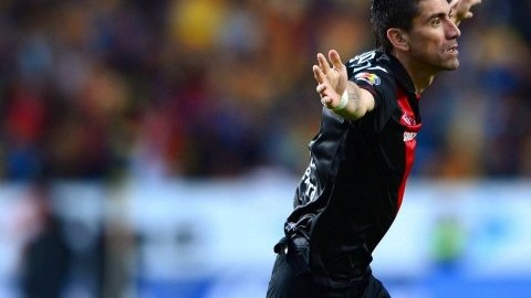 El chileno Héctor Mancilla fue la figura del partido, al conseguir un par de anotaciones para Morelia