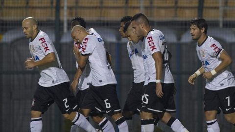 En la imagen, jugadores de Corinthians. EFE/Archivo