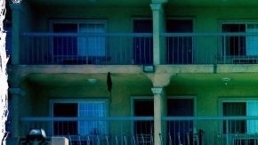 Una bicicleta fantasma en memoria de Jesse Dotson, quien murió en un accidente en julio de 2013.