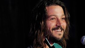 Diego Luna es coprotagonista de la película "Elysium" con Matt Damon.