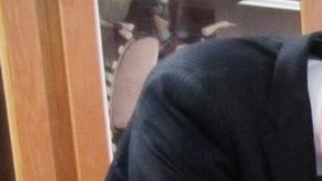 El superintendente Terry Grier quiere que todos los salones cuenten con maestros permanentes y no sustitutos.