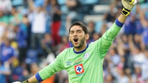 José de Jesús Corona, portero del Cruz Azul, dio positivo por clembuterol