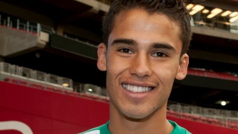 Diego Reyes vuelve a entrenar con el Porto de Portugal, luego de ausentarse unos días